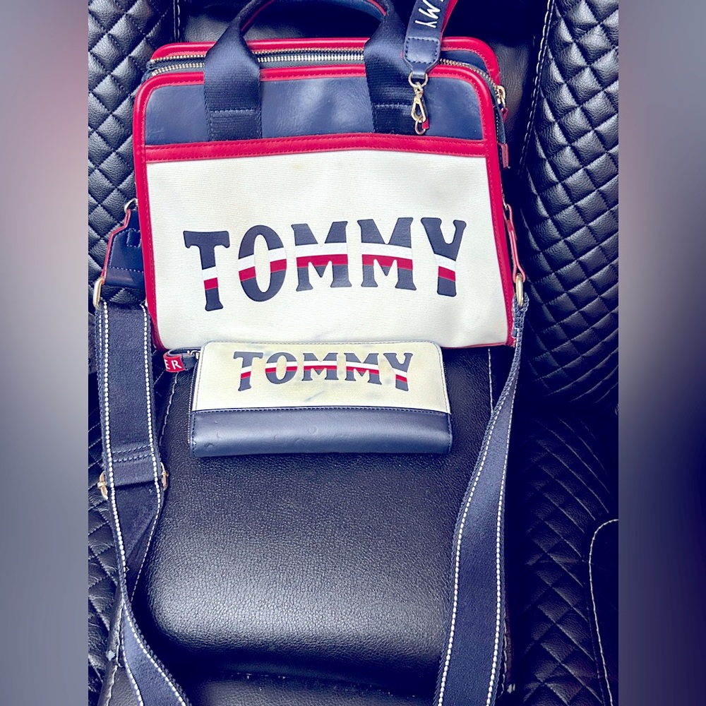 Tommy Hilfiger shoulder bag
